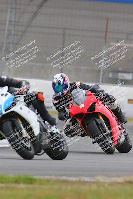 media/Oct-15-2022-Fastrack Riders (Sat) [[9a18b22502]]/Level2/Turn 9 1130am/